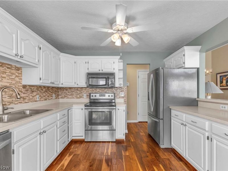 30331 Sugar Sand Lane, North Olmsted, OH 44070 Photo 14