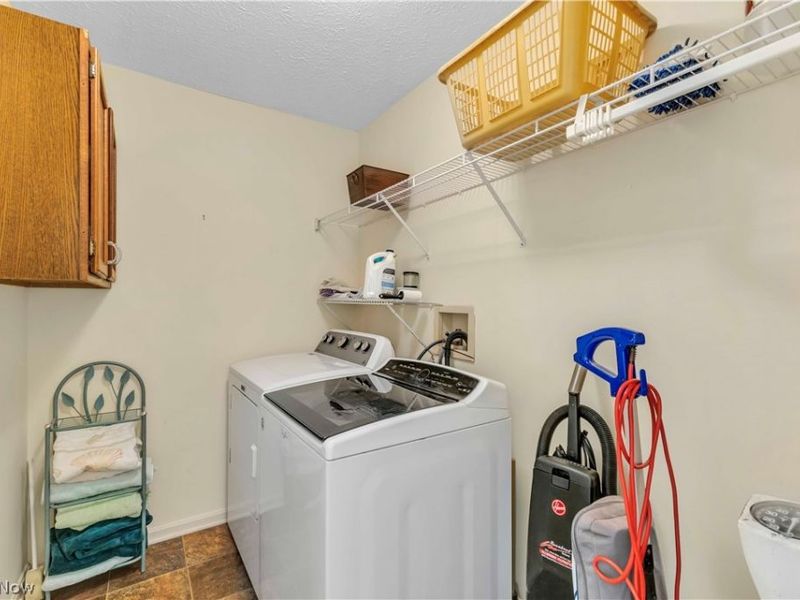 30331 Sugar Sand Lane, North Olmsted, OH 44070 Photo 16