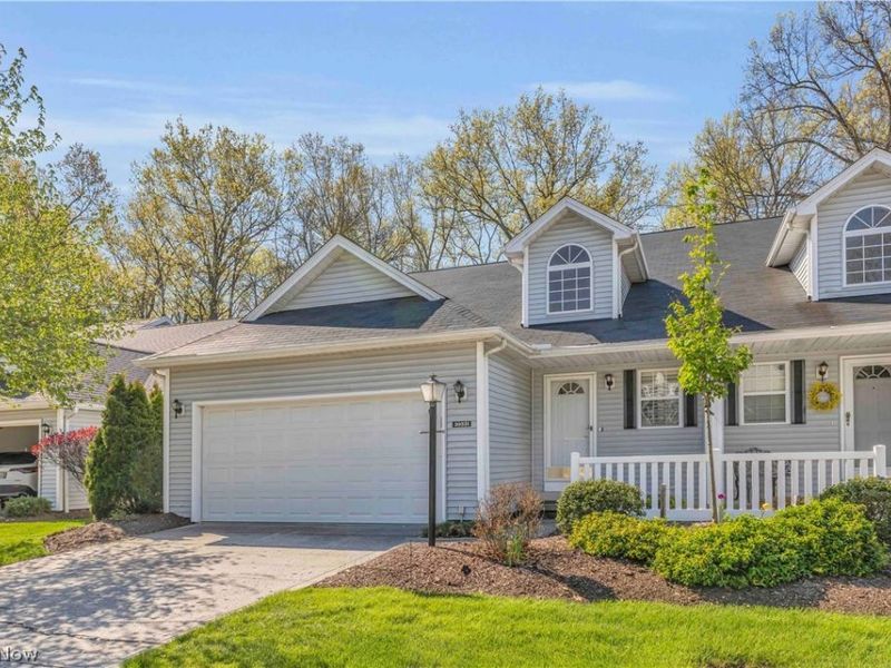 30331 Sugar Sand Lane, North Olmsted, OH 44070 Photo 2