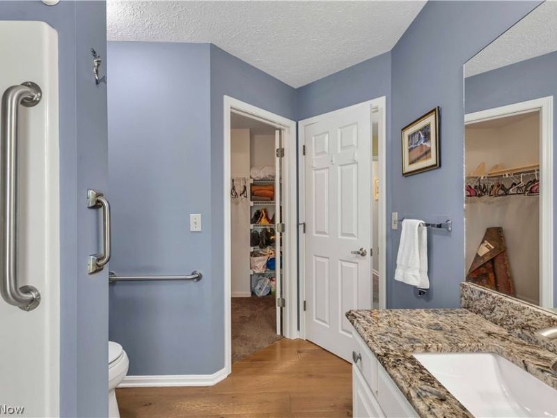 30331 Sugar Sand Lane, North Olmsted, OH 44070 Photo 22