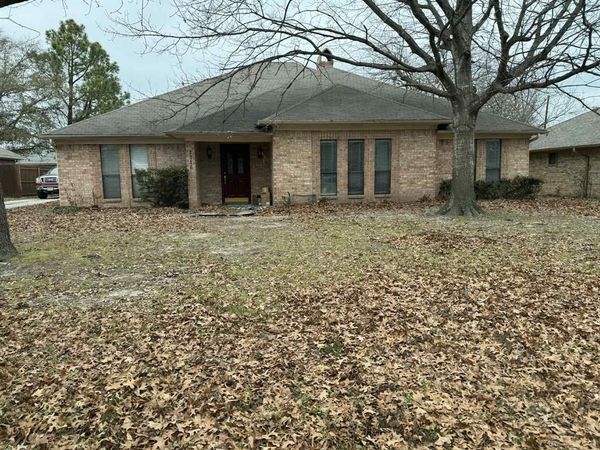 1316 Edna Street , Commerce, TX 75428