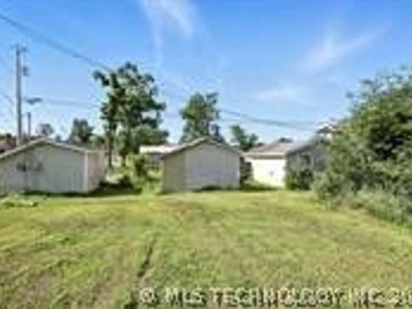 507 S Maryland Avenue, Claremore, OK 74017