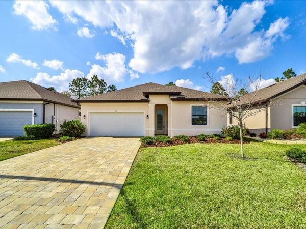 11 GREEN CIRCLE , PALM COAST, FL 32164