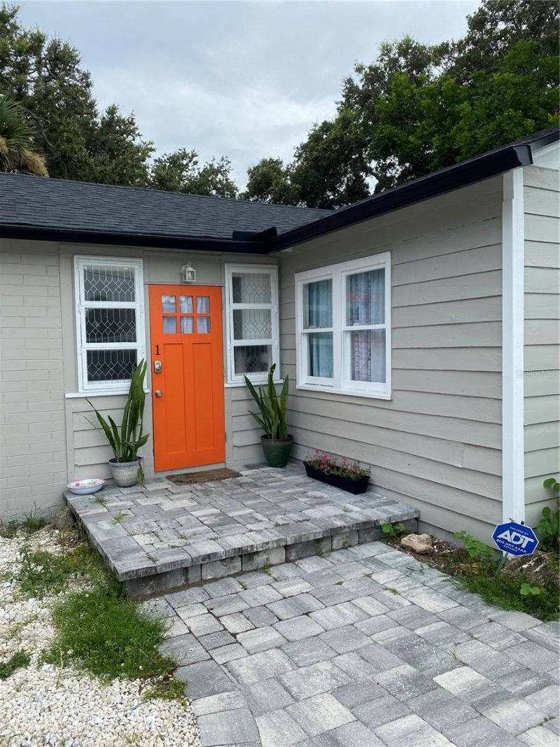 200 S Pine Street, New Smyrna Beach, FL 32169 Photo