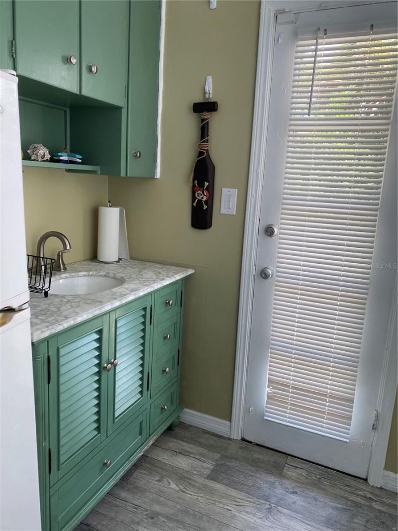 200 S Pine Street, New Smyrna Beach, FL 32169 Photo