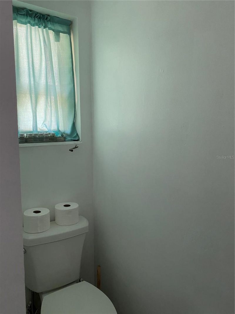 200 S Pine Street, New Smyrna Beach, FL 32169 Photo