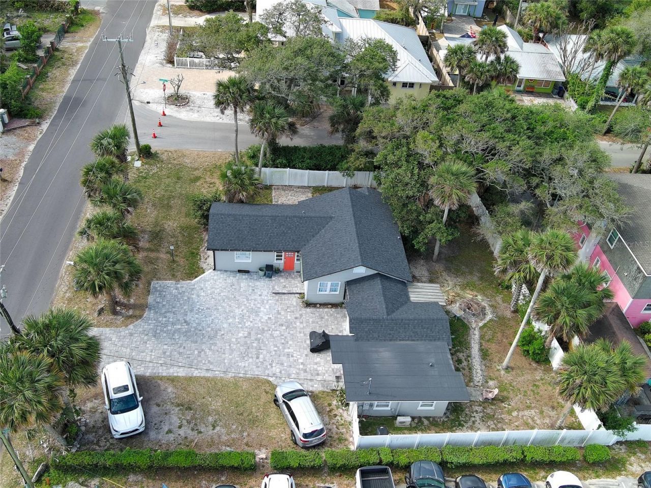 200 S Pine Street, New Smyrna Beach, FL 32169 Photo