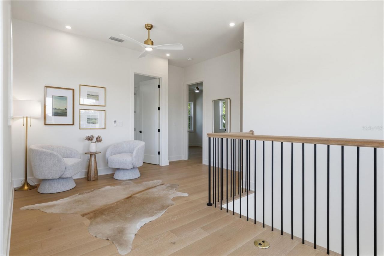 221 43rd Avenue N, Saint Petersburg, FL 33703 Photo