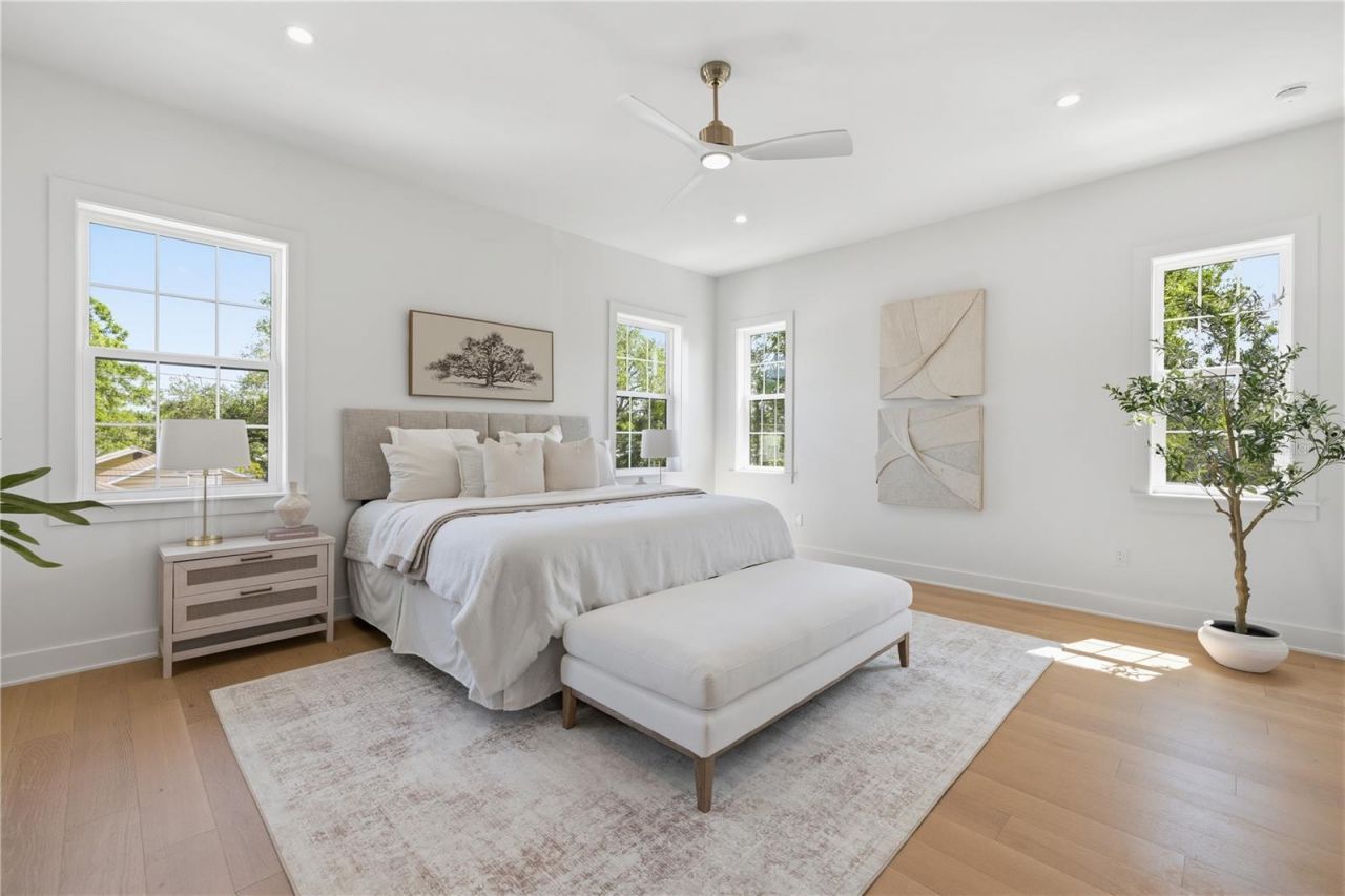 221 43rd Avenue N, Saint Petersburg, FL 33703 Photo