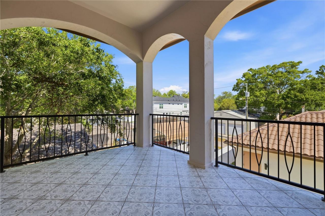 221 43rd Avenue N, Saint Petersburg, FL 33703 Photo