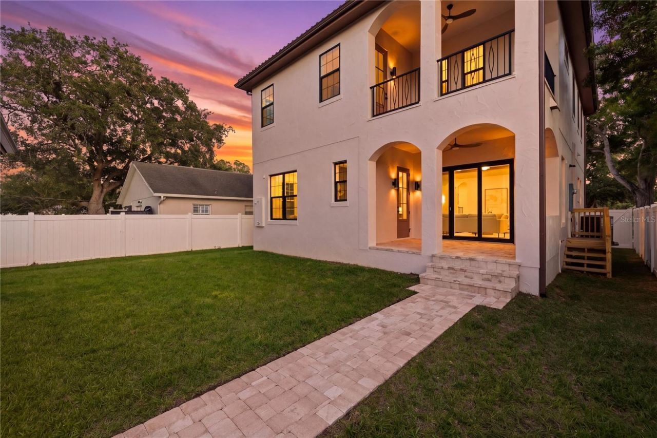 221 43rd Avenue N, Saint Petersburg, FL 33703 Photo