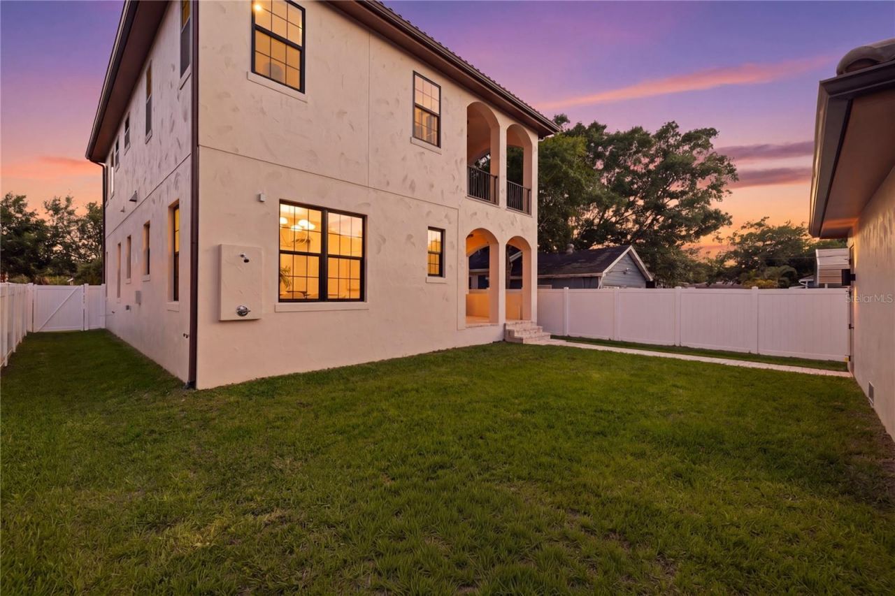 221 43rd Avenue N, Saint Petersburg, FL 33703 Photo