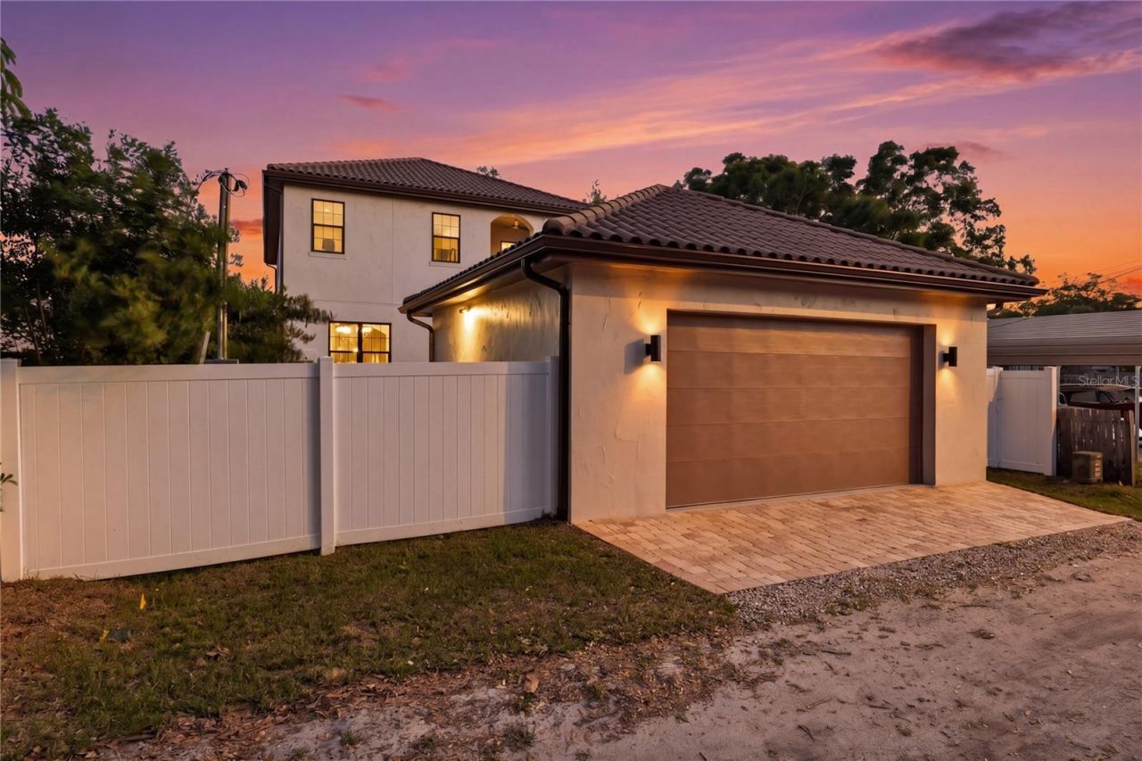 221 43rd Avenue N, Saint Petersburg, FL 33703 Photo
