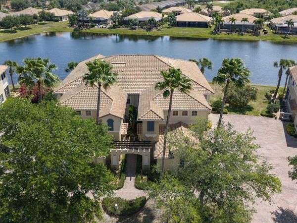 1330 EMERALD DUNES DRIVE , SUN CITY CENTER, FL 33573