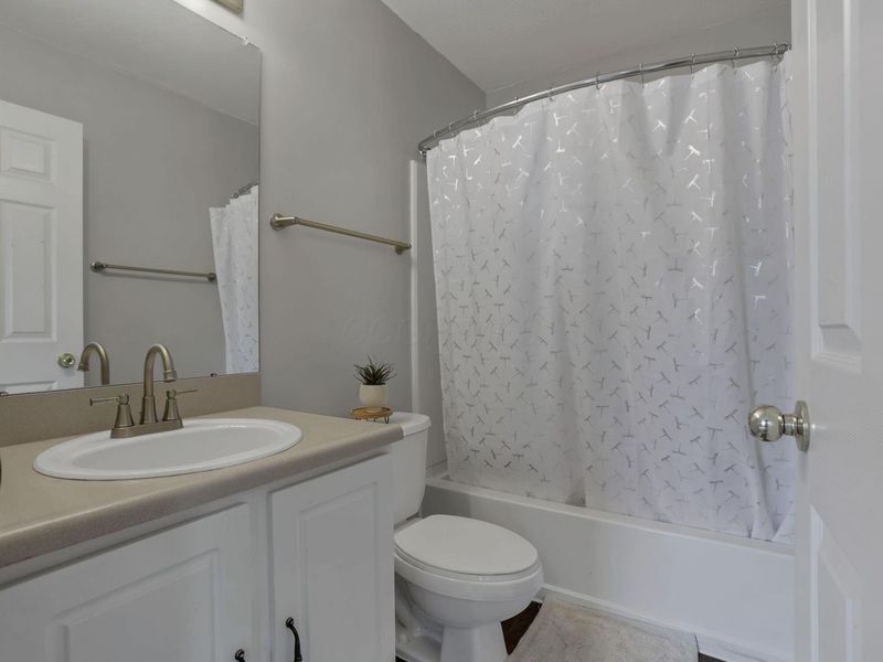 271 Oxford Oak Drive, Blacklick, OH 43004 Photo 25