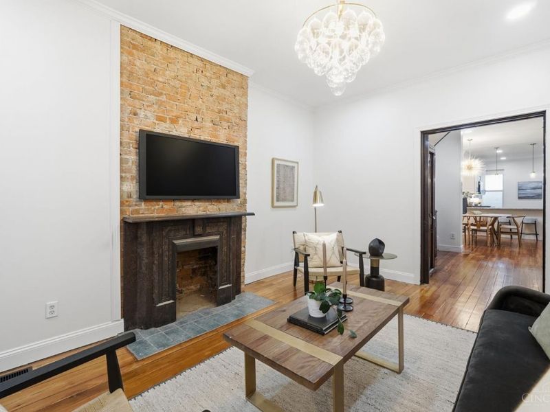 136 Dorchester Avenue, Cincinnati, OH 45219 Photo 6