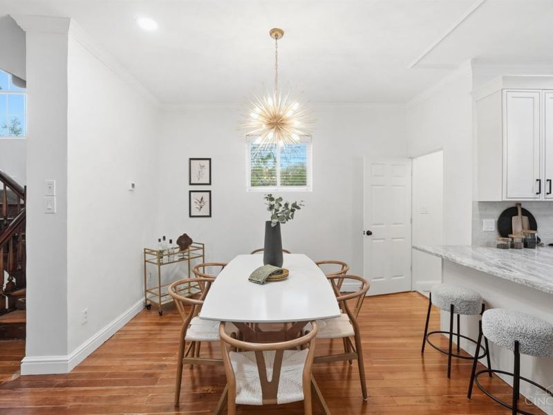 136 Dorchester Avenue, Cincinnati, OH 45219 Photo 8