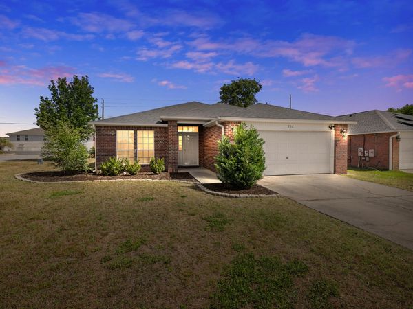 202 Limestone Circle, Crestview, FL 32539