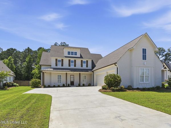 409 W Oak Circle, Madison, MS 39110