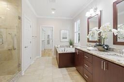 1000 Cochran Street Photo 18