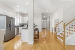 1000 Cochran Street Photo 180