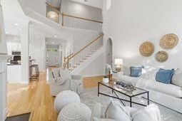 1000 Cochran Street photo 4