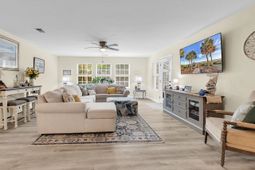 45 Woodhaven Dr.  photo 4