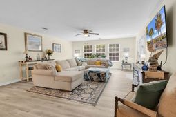 45 Woodhaven Dr.  photo 4