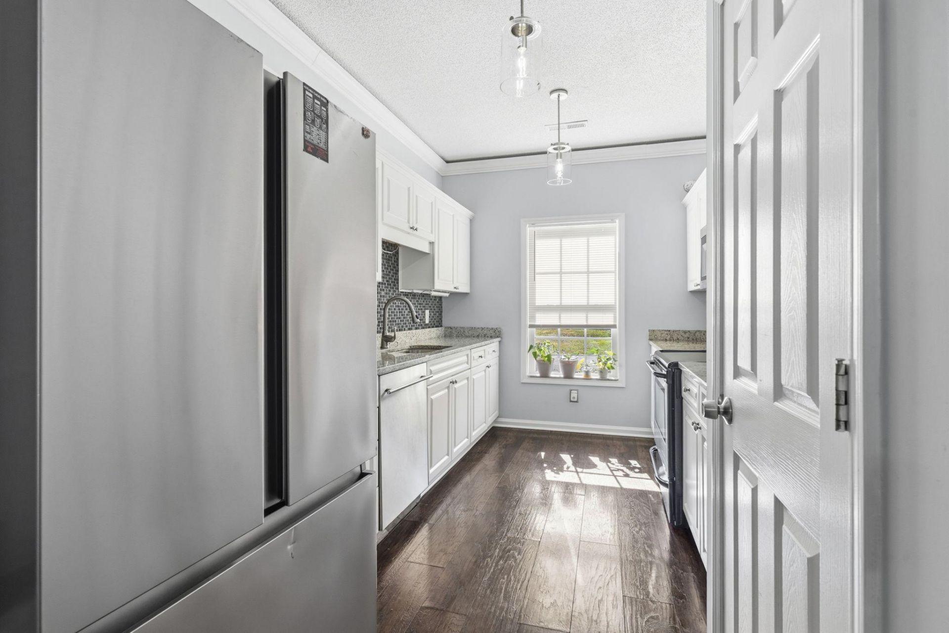 152 Clovis Circle  Photo 10