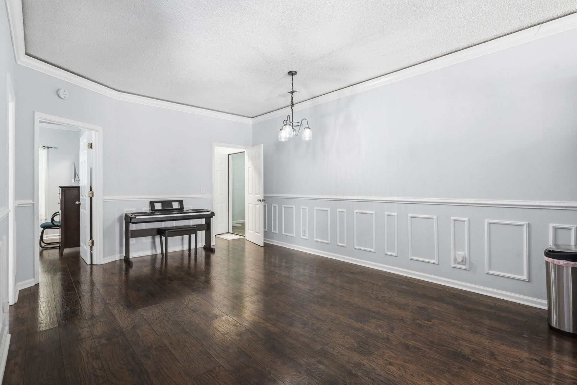 152 Clovis Circle  Photo 14
