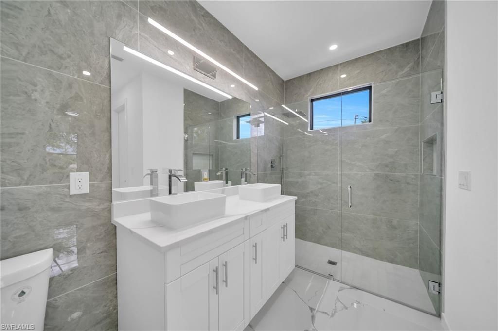 1303 NE 6th Ave, Cape Coral, FL 33909 Photo