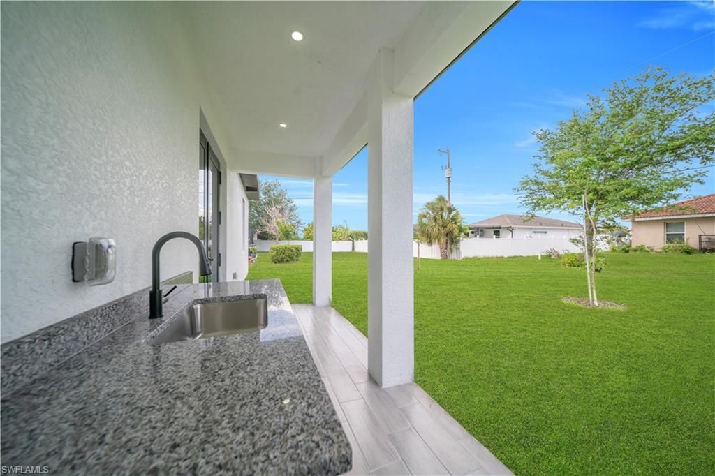 1303 NE 6th Ave, Cape Coral, FL 33909 Photo