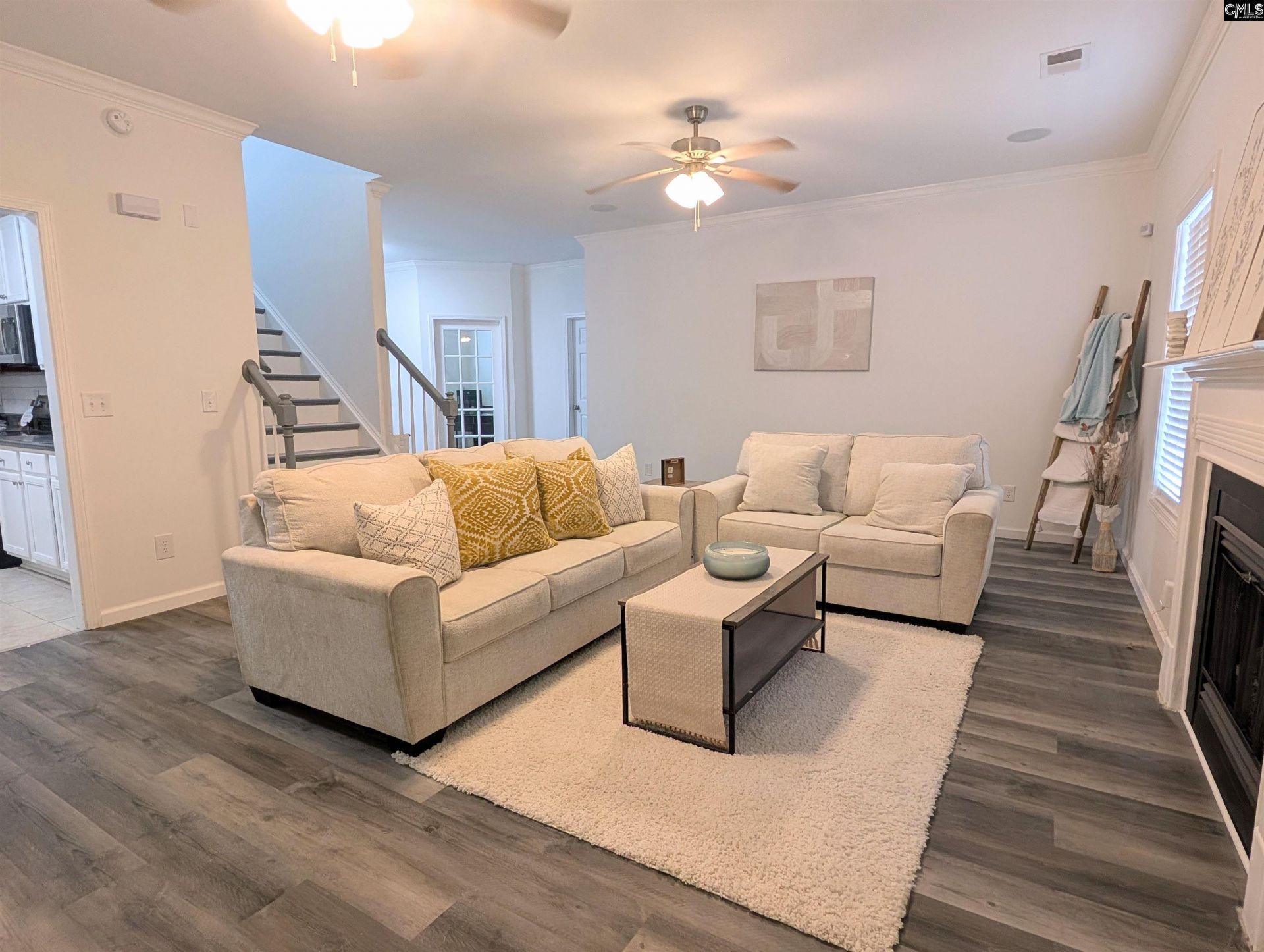 633 Chaterelle Way Photo 14