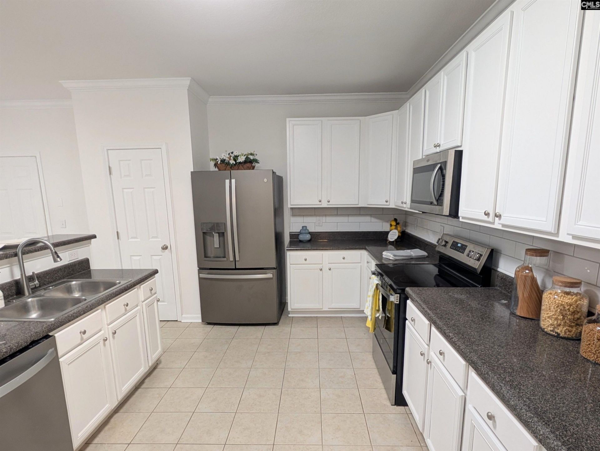 633 Chaterelle Way  Photo 14