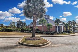 633 Chaterelle Way  photo 4