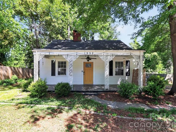1952 Garibaldi Avenue, Charlotte, NC 28208