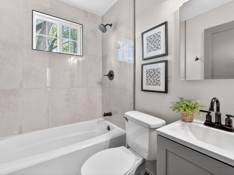 2728 Atwood Terrace , Columbus, OH 43211 Photo 11