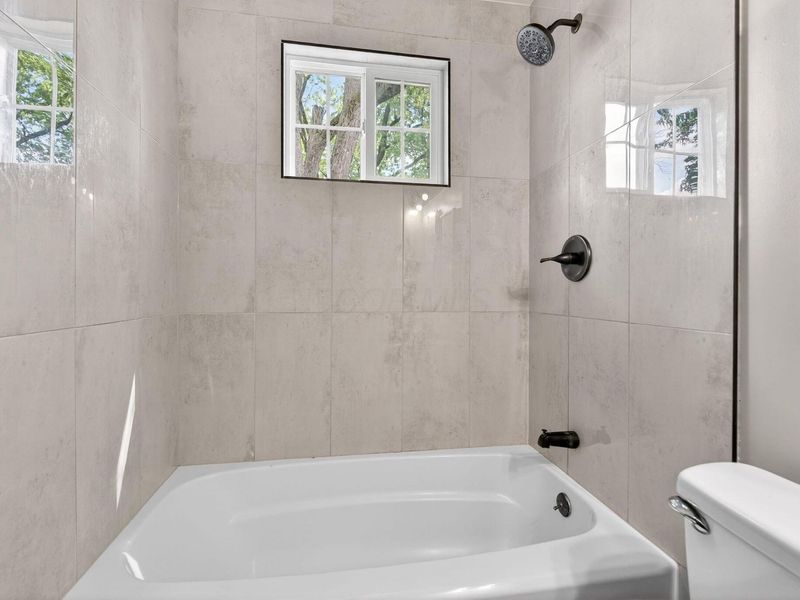 2728 Atwood Terrace , Columbus, OH 43211 Photo 12