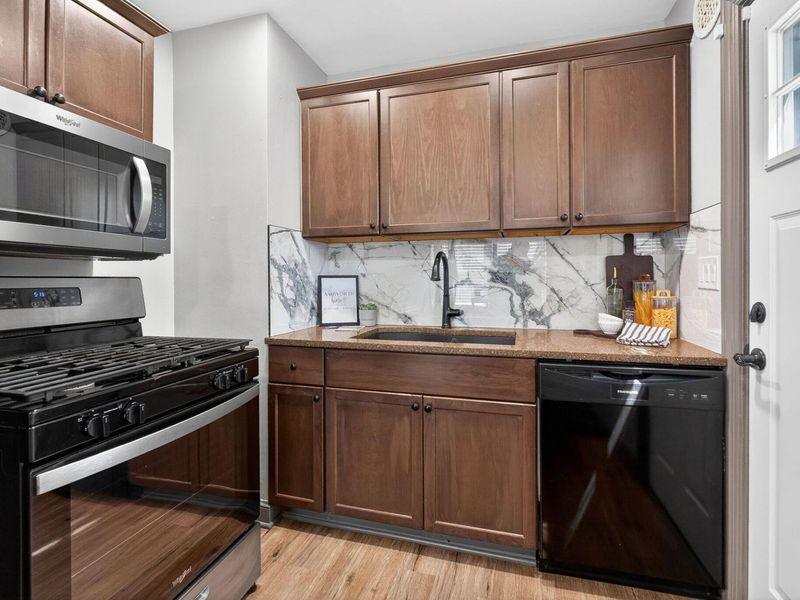 2728 Atwood Terrace , Columbus, OH 43211 Photo 6