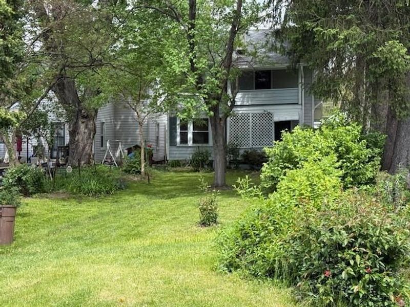 47 W Hudson Street , Columbus, OH 43202 Photo 2