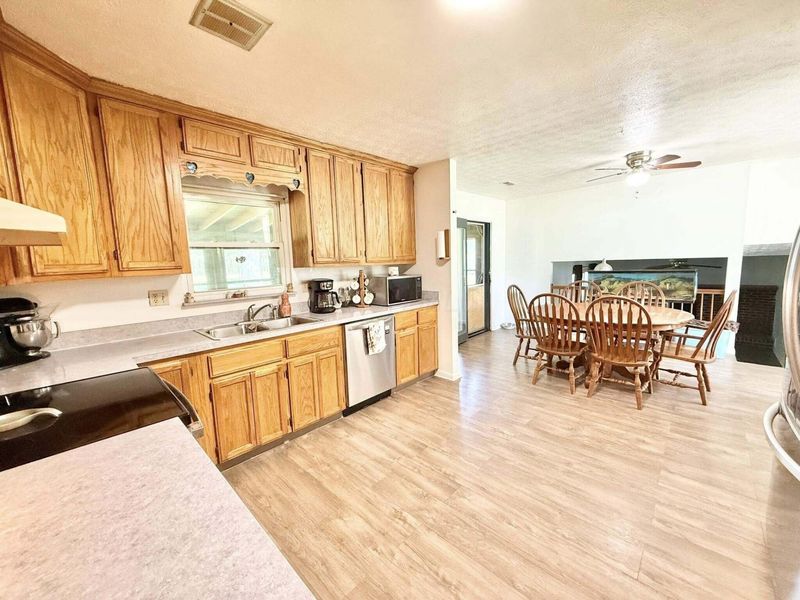 1260 S County Line Road , Johnstown, OH 43031 Photo 8