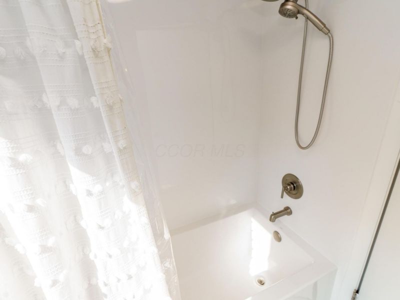 4381 Ingham Avenue, Columbus, OH 43214 Photo 29