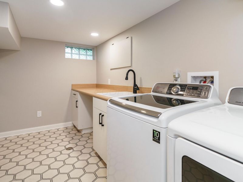 4381 Ingham Avenue, Columbus, OH 43214 Photo 36