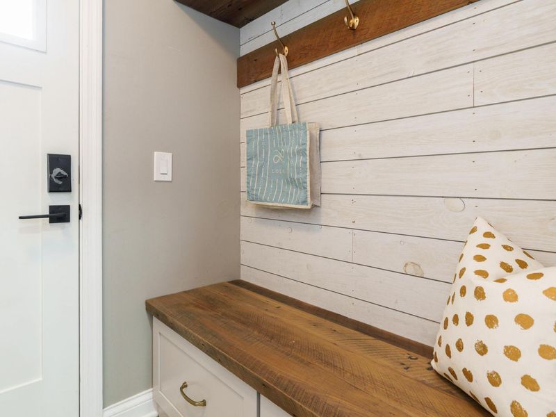 4381 Ingham Avenue, Columbus, OH 43214 Photo 4