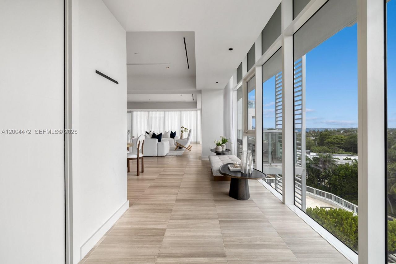 4701 N Meridian Ave, Unit 627, Miami Beach, FL 33140 Photo