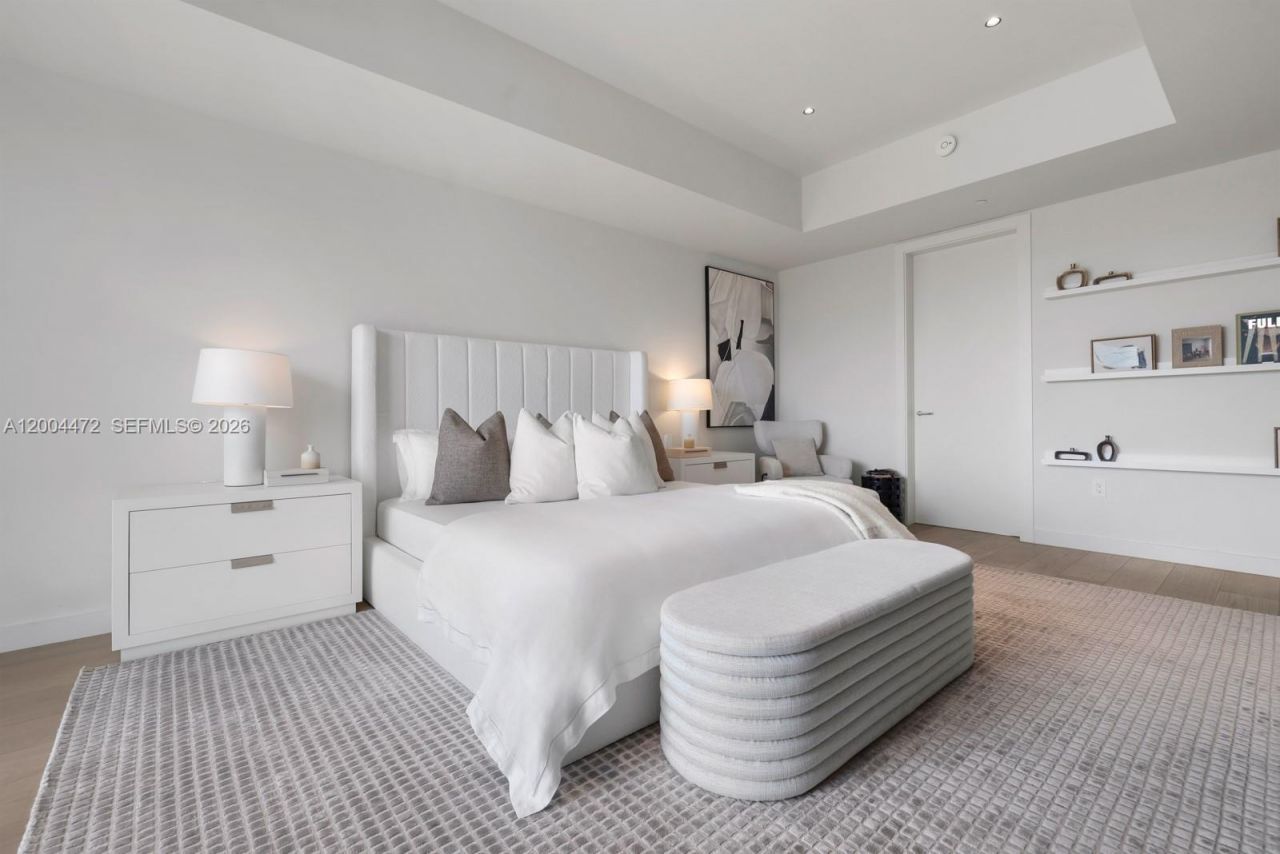 4701 N Meridian Ave, Unit 627, Miami Beach, FL 33140 Photo