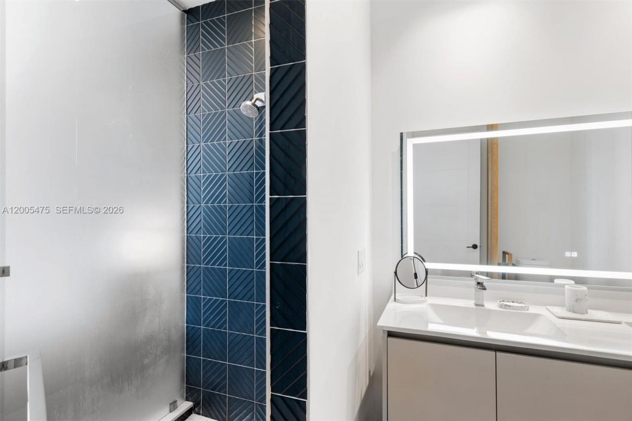 1030 15th St , Unit 300, Miami Beach, FL 33139 Photo