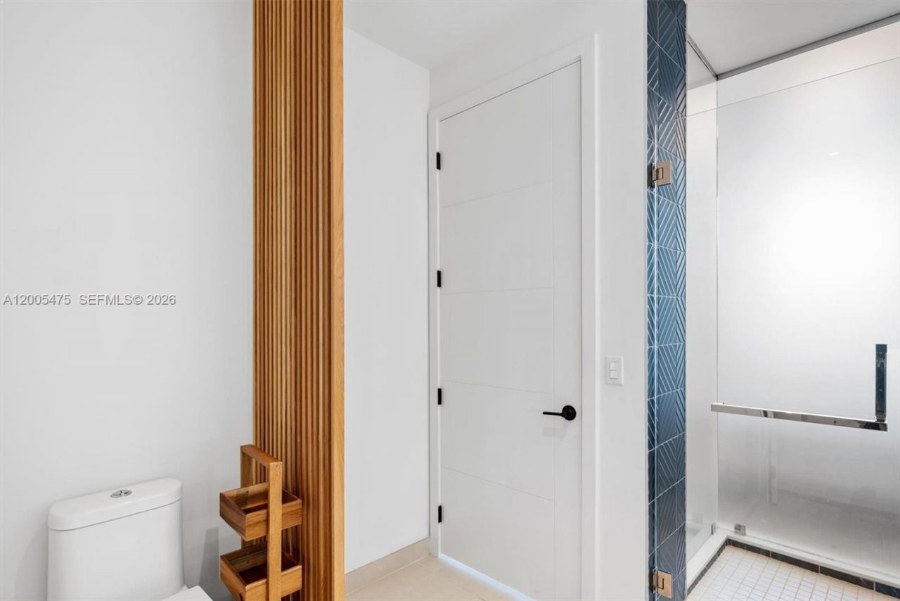1030 15th St , Unit 300, Miami Beach, FL 33139 Photo