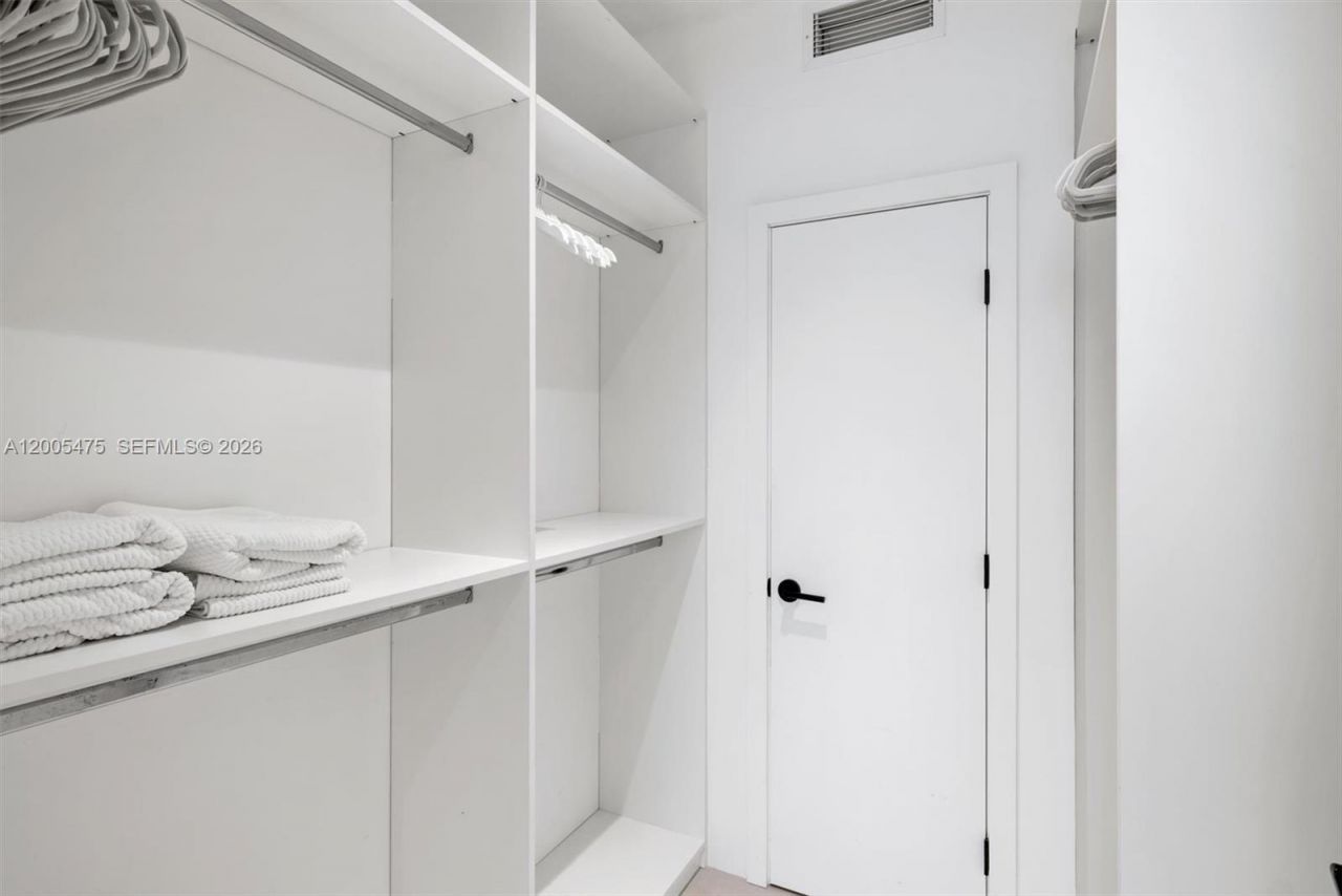1030 15th St , Unit 300, Miami Beach, FL 33139 Photo