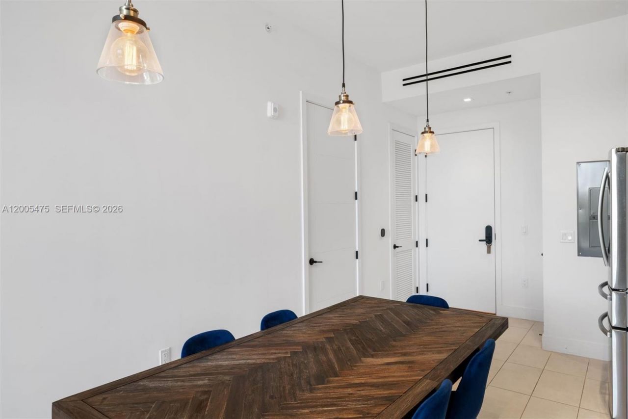 1030 15th St , Unit 300, Miami Beach, FL 33139 Photo